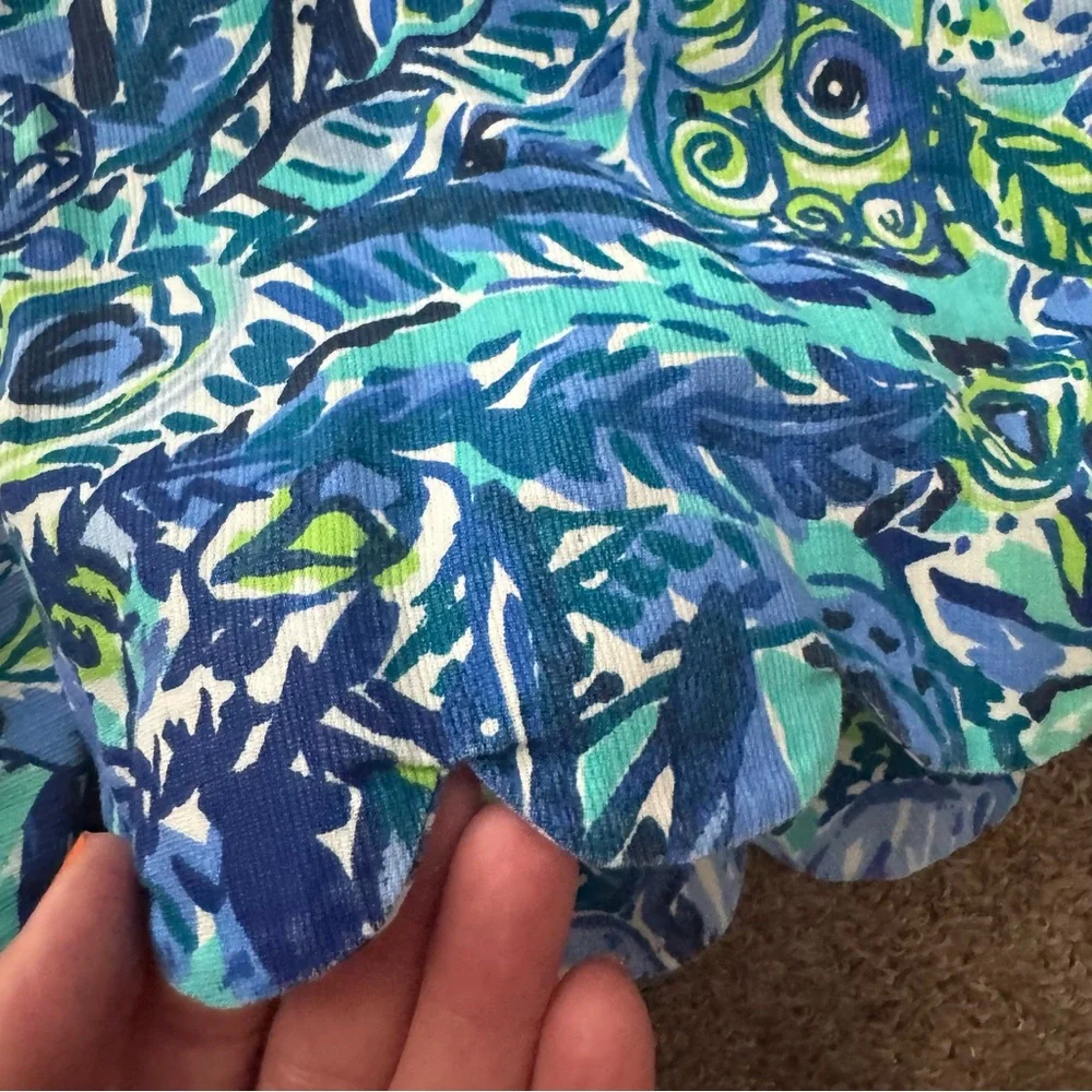 Lilly Pulitzer Blue and Green Floral Patterned shorts - Picture 6 of 7